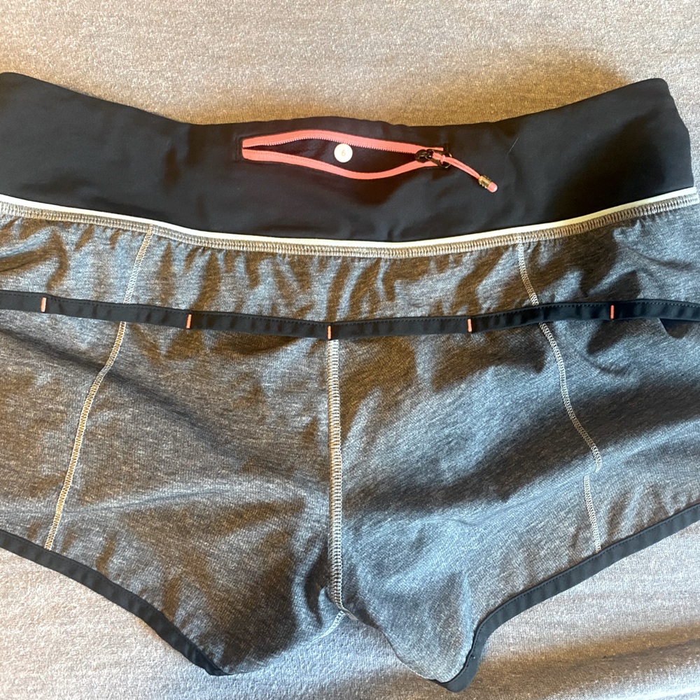 Lululemon Run Speed Short inseam 2.5 size 6